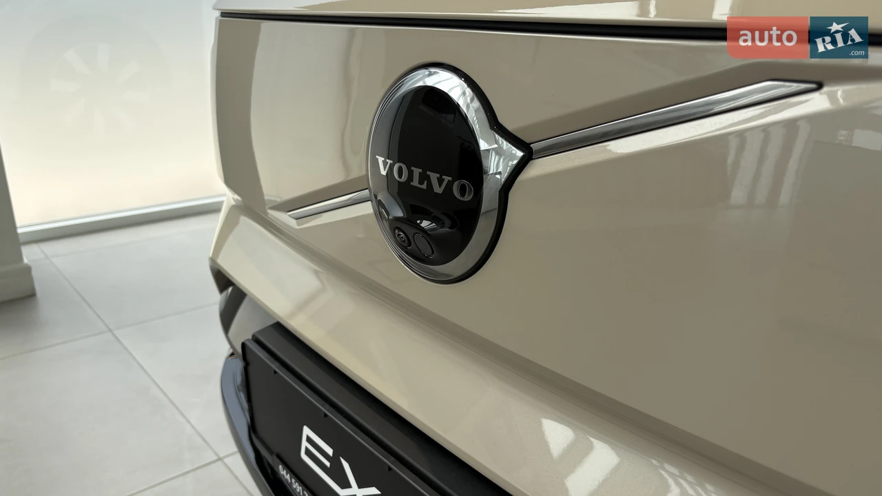 Volvo-13