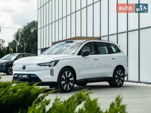 Volvo EX90