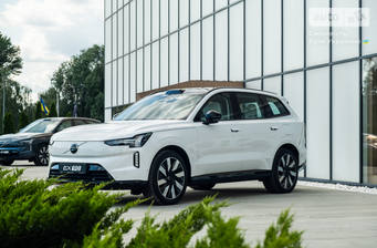 Volvo EX90 2025 Ultra