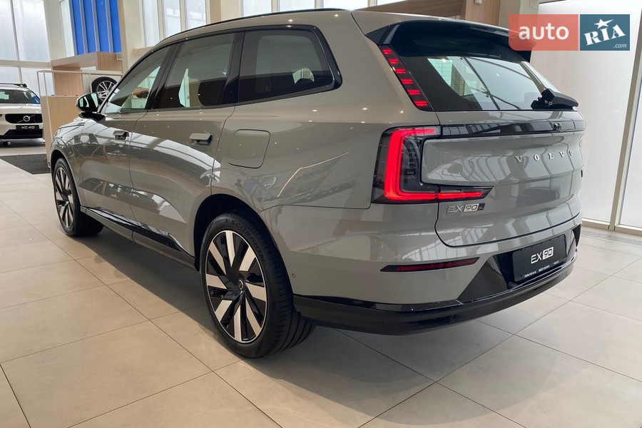 Volvo EX90 - фото 7
