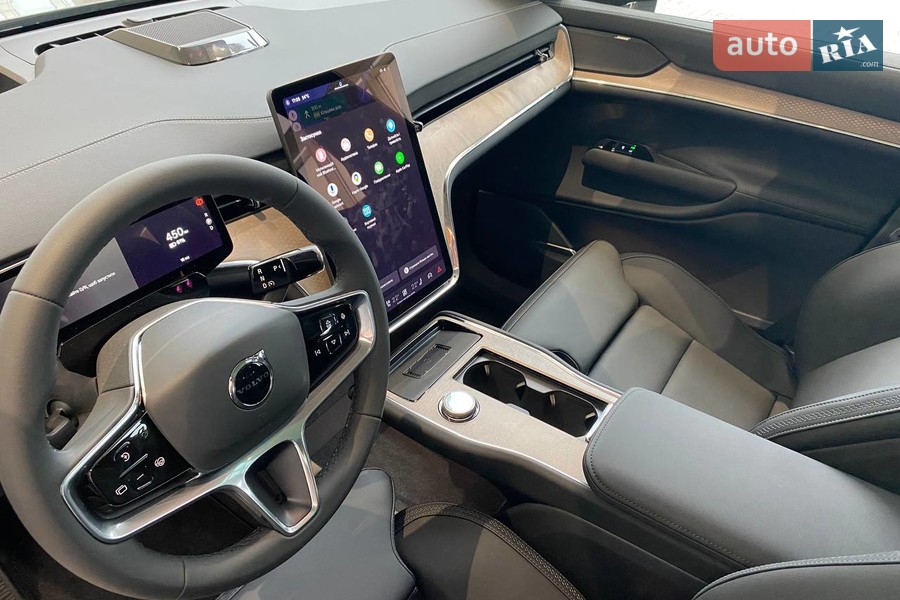 Volvo EX90 - фото 28