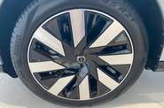 Volvo EX90 - фото 31