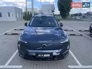 Volvo EX90