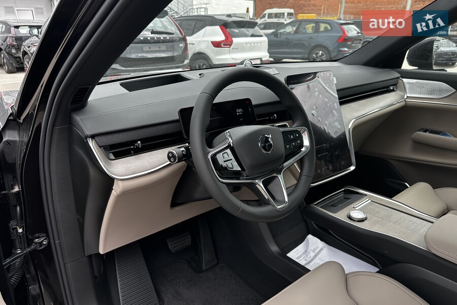 Volvo EX90 - фото 9