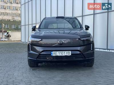Новий Volvo EX90 2025 - фото 4