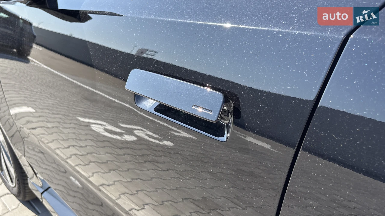 Volvo-13
