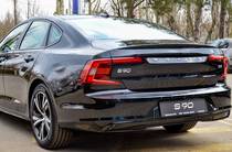 Volvo S90 R-Design