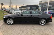 Volvo S90 Momentum