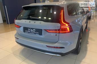 Volvo V60 Cross Country 2023 Plus