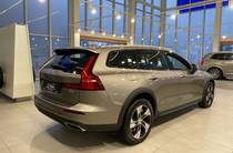 Volvo V60 Pro