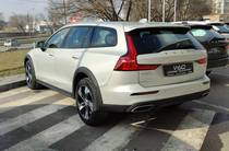 Volvo V60 Pro