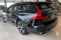 Volvo V60 R-Design