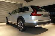 Volvo V90 Momentum