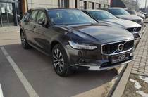 Volvo V90 Momentum