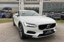 Volvo V90 Momentum