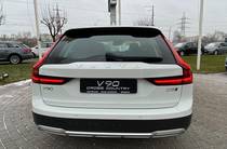 Volvo V90 Momentum