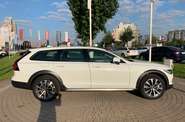 Volvo V90 Momentum