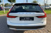 Volvo V90 Momentum