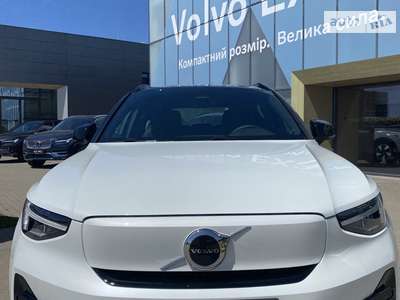 Volvo XC40 Recharge 2023 Plus