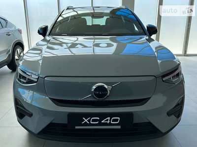 Volvo XC40 Recharge 2023 Plus