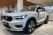 Volvo XC40 Momentum Pro