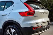 Volvo XC40 Momentum Pro