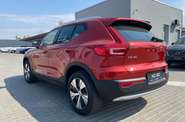 Volvo XC40 Momentum Pro