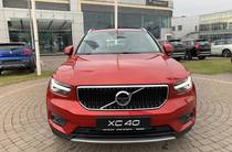 Volvo XC40 Momentum Pro