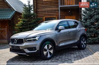 Volvo XC40 T3 1.5 AT (163 л.с.) 2021 Volvo XC40 T3 1.5 AT (163 л.с.) 2021