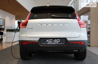 Volvo XC40 2021 Recharge R-Design