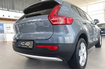 Volvo XC40 Momentum Pro