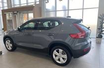 Volvo XC40 Momentum Pro