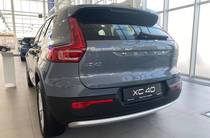 Volvo XC40 Momentum Pro