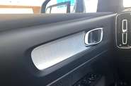 Volvo XC40 Momentum Pro