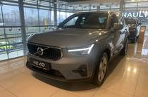 Volvo XC40 Momentum Pro