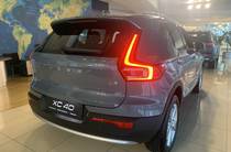 Volvo XC40 Momentum Pro