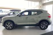 Volvo XC40 Dark Plus