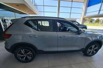 Volvo XC40 Dark Plus