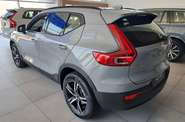 Volvo XC40 Dark Plus