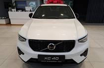 Volvo XC40 Dark Plus