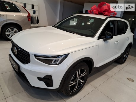 Volvo XC40 2024