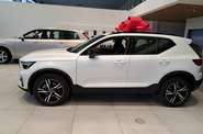 Volvo XC40 Dark Plus