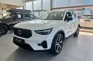 Volvo XC40 Plus Dark