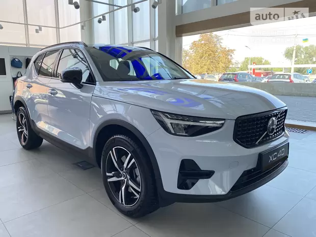 Volvo XC40 Dark Plus