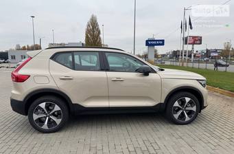 Volvo XC40 2024 Ultimate Dark