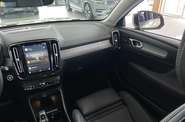Volvo XC40 Plus Dark