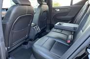 Volvo XC40 Ultra Dark