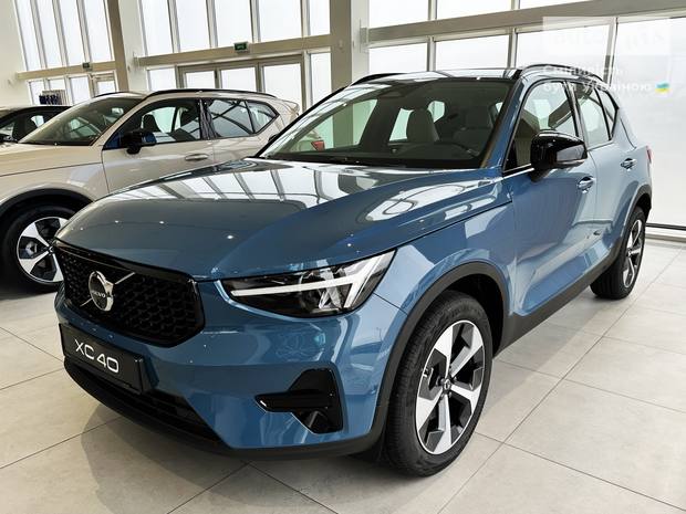 Volvo XC40 2024