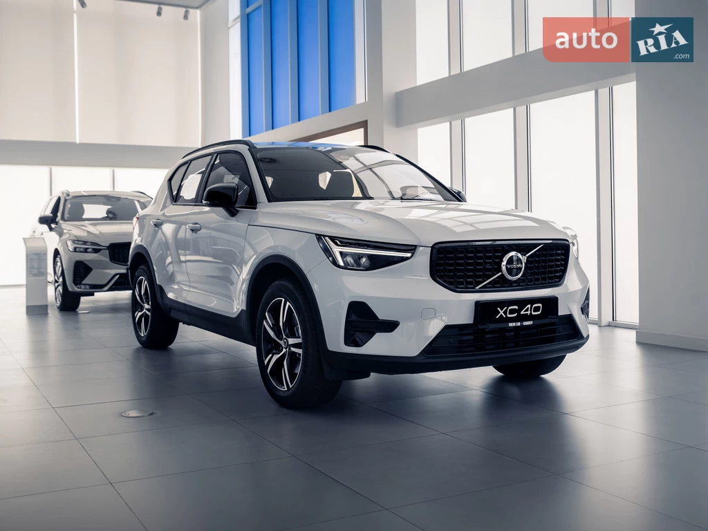 Volvo XC40 Dark Plus