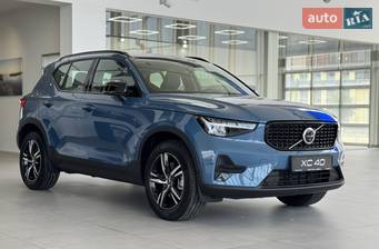 Volvo XC40 2.0 DCT (163 к.с.) MHEV 2025